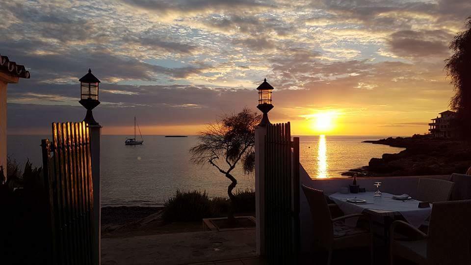 Hostal Restaurante Playa Colonia de Sant Jordi Esterno foto